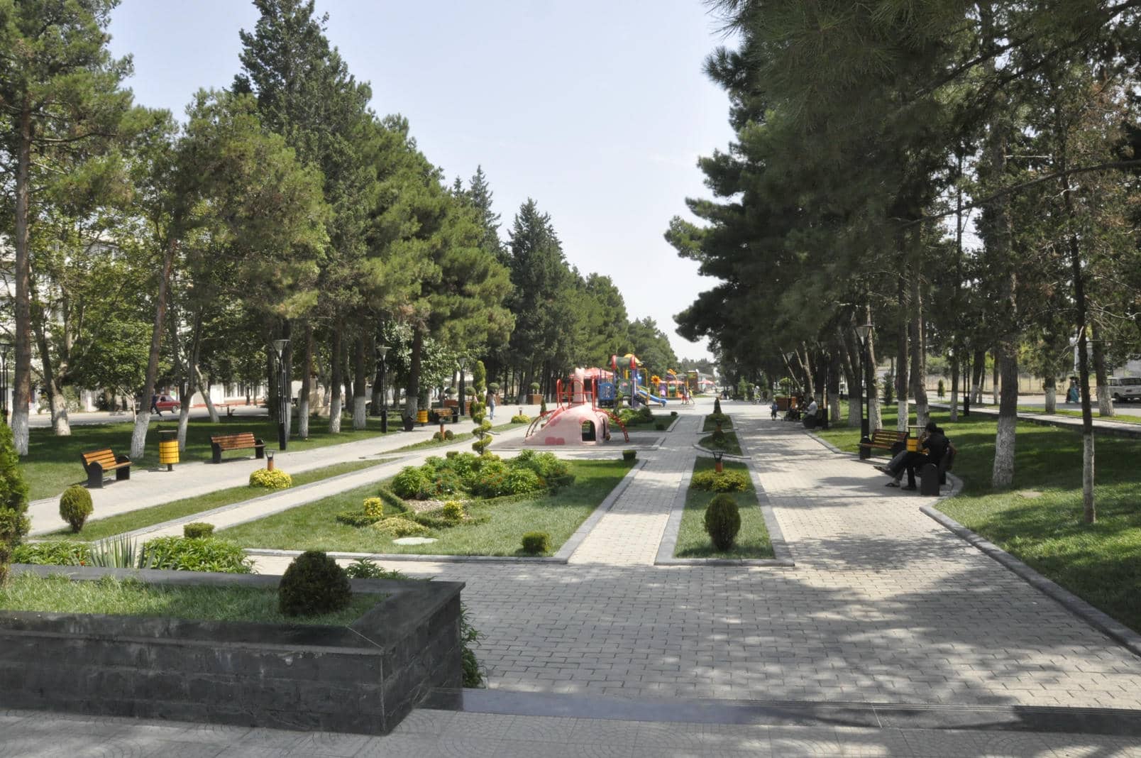 Fikrət Əmirov parkı görüntü 2